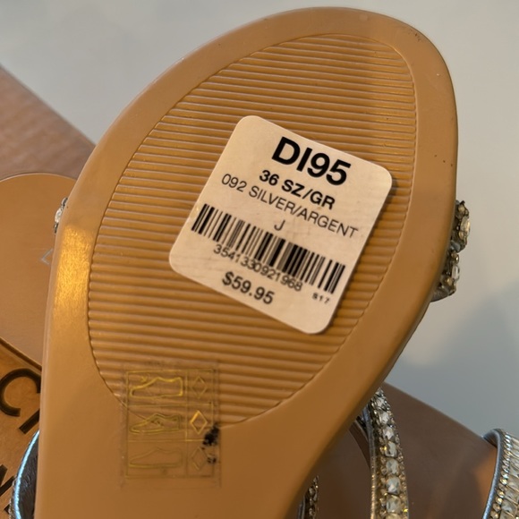 NWT - silver sandal - size EU 36 - Picture 6 of 7